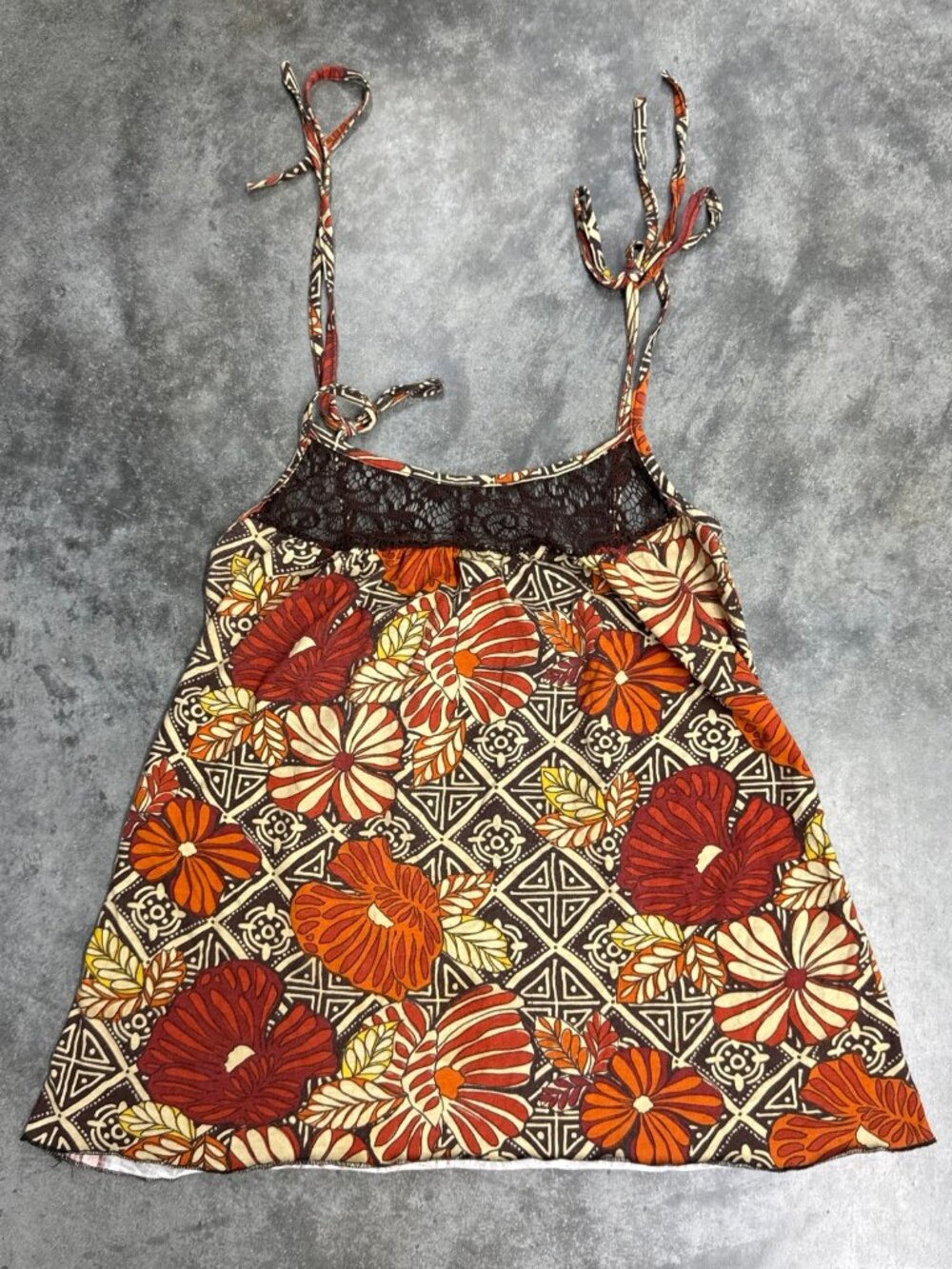 wet seal tank top floral lace trim adjustable straps XS